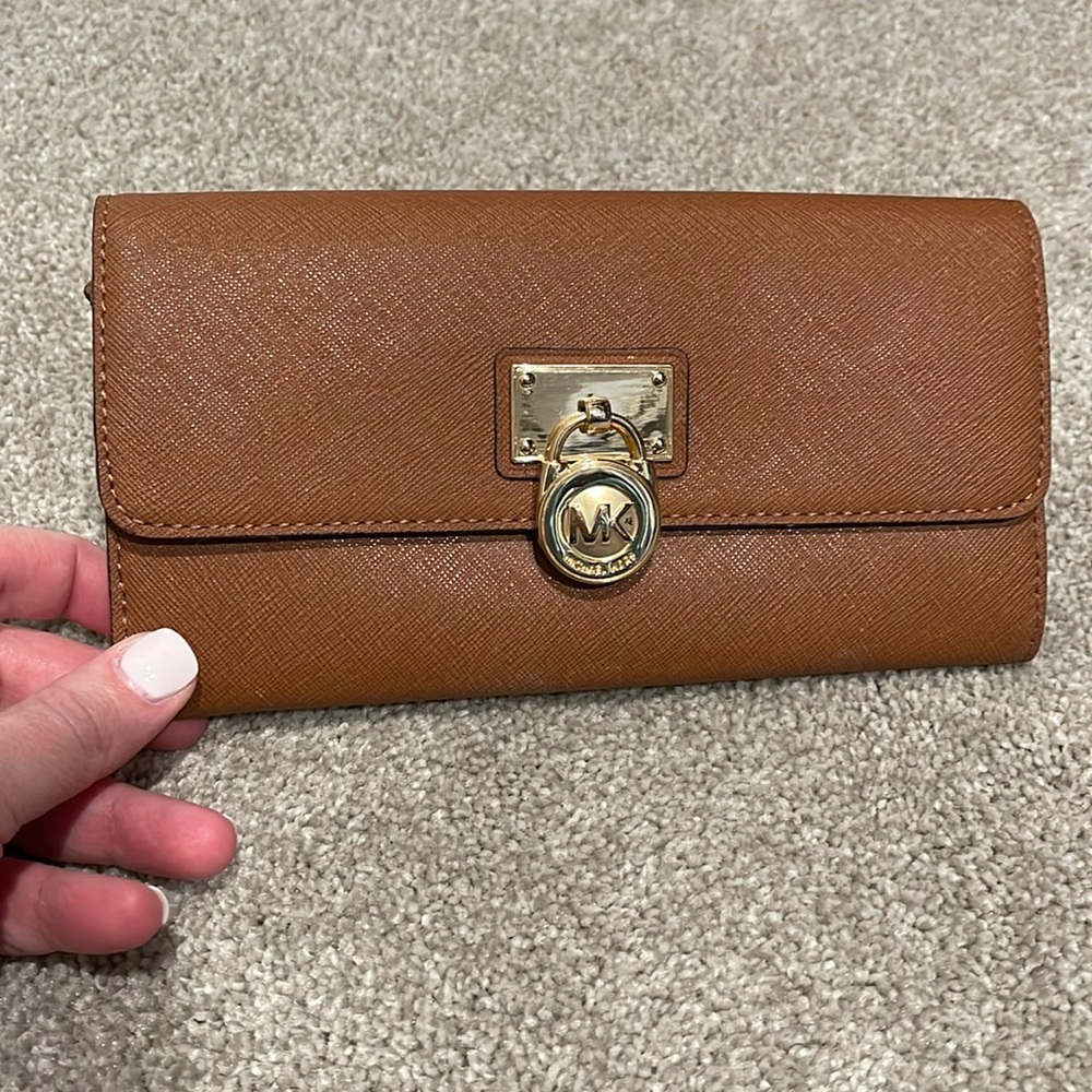 Michael Kors wallet